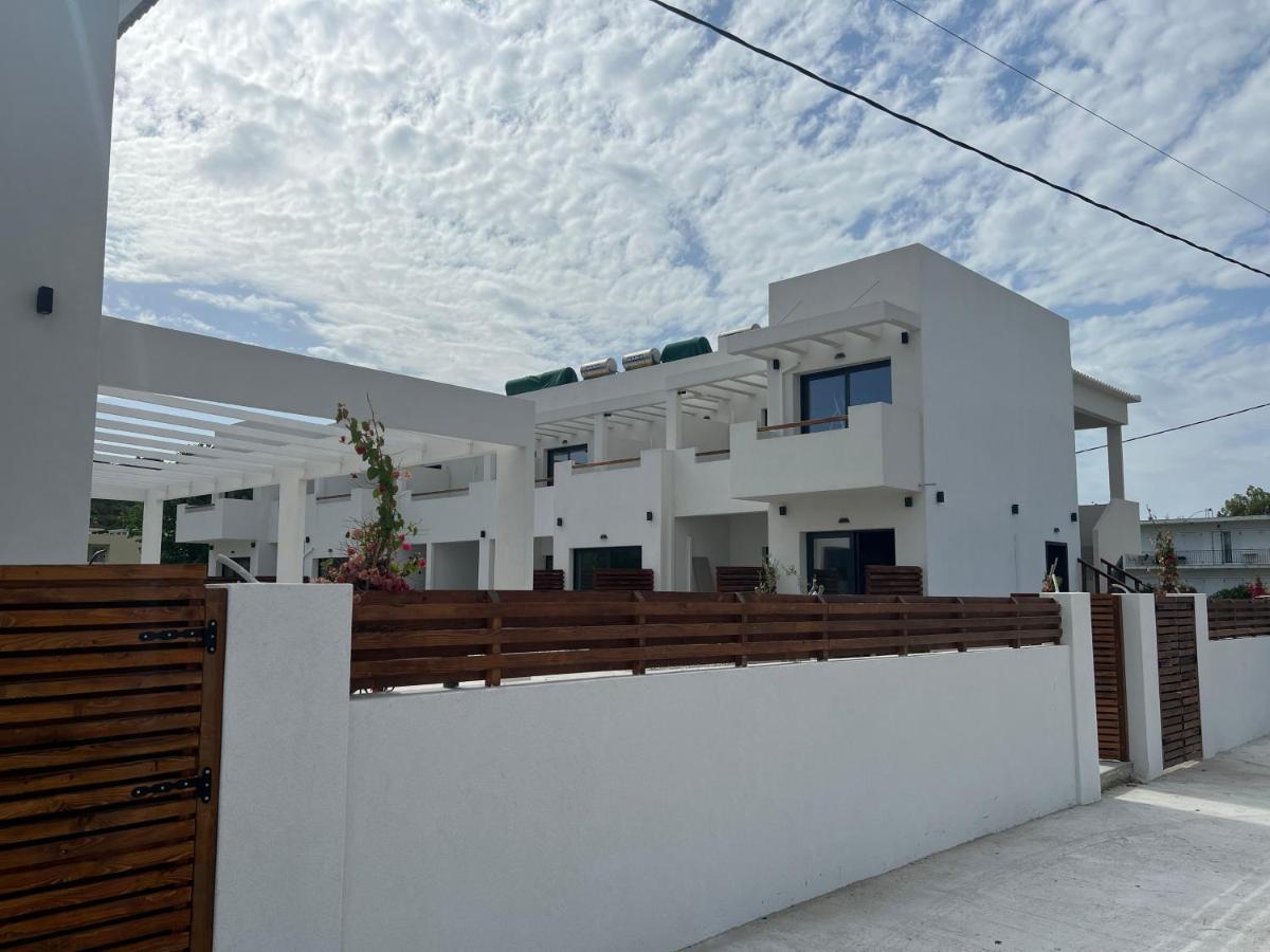 Κimiro Hotel Tsilivi Plános エクステリア 写真